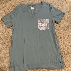 PINK Victoria’s Secret T-shirt